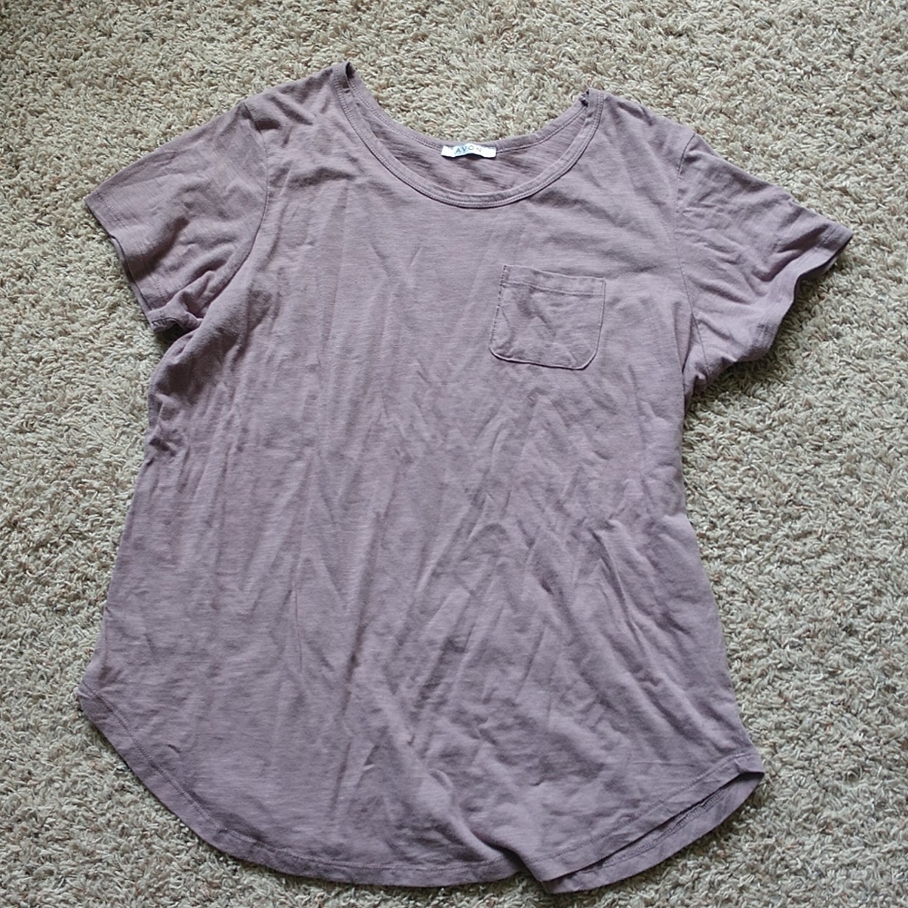 Lilac Tshirt with pocket